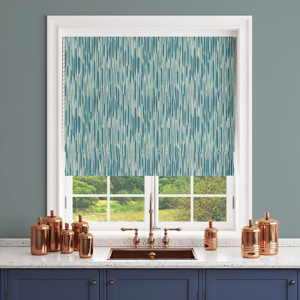Benton Sky Blind – Sky blue Roman blind in Benton cotton curtain fabric with broken stripe design