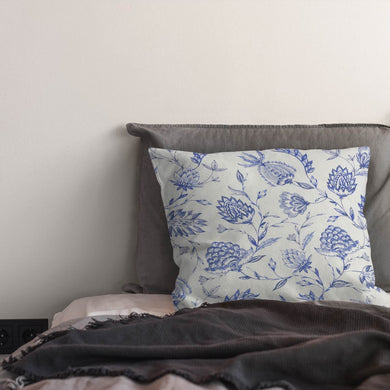 Vergulde Fabric: Elevate your home decor with this sumptuous and timeless fabric in a stunning gold hue