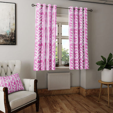 Elegant and charming Delilah Cotton Curtain Fabric - Pink, with a lovely pink hue and a lightweight cotton construction for a romantic and dreamy ambiance