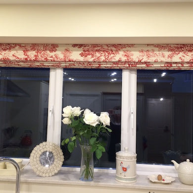 Roman Blinds vs Roller Blinds