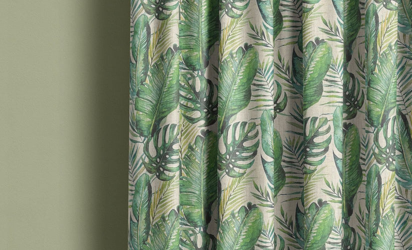 Patterned curtain with curtain weights ensuring neat drape